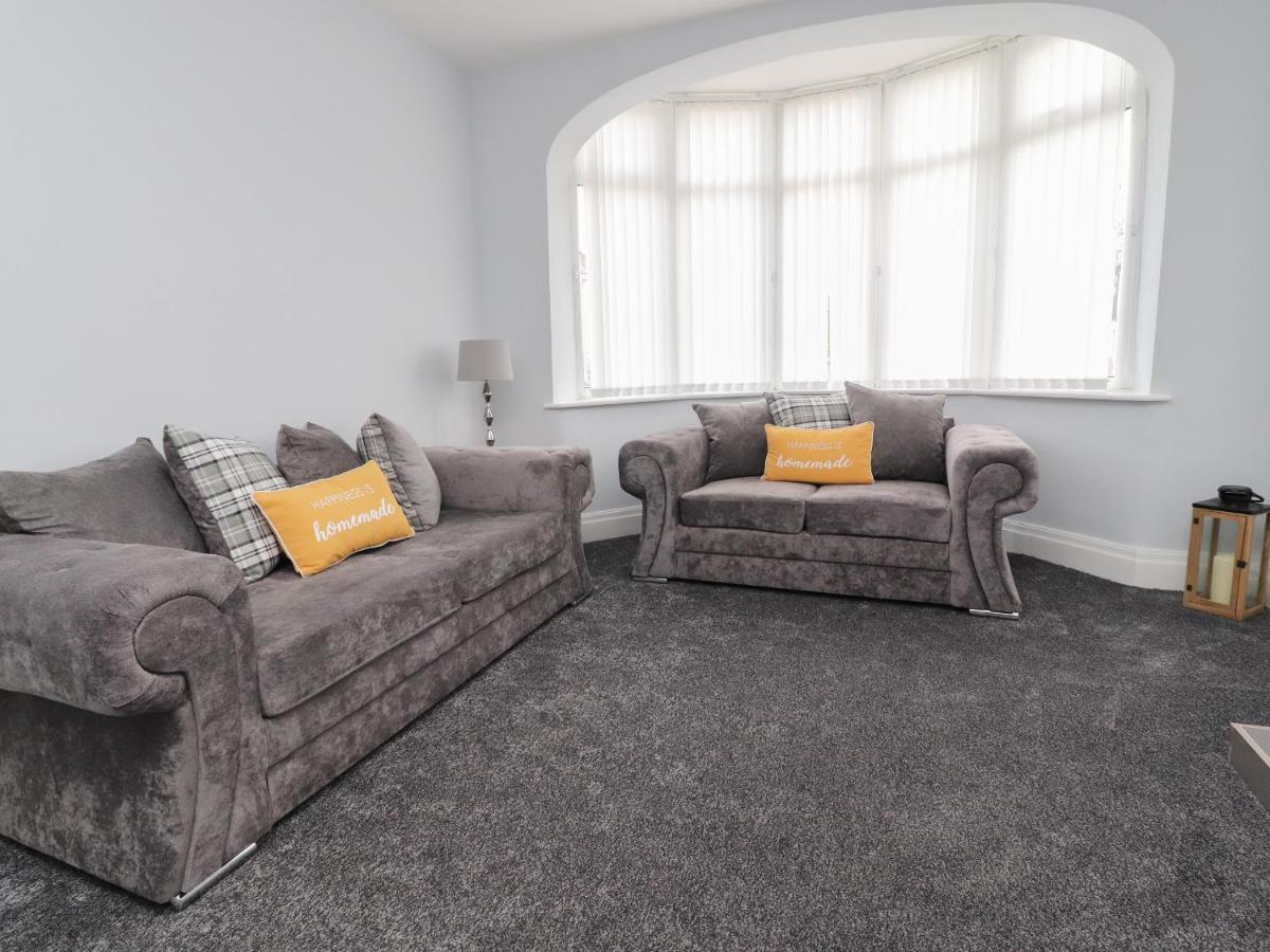 23 Ryden Avenue Villa Cleveleys Exterior foto